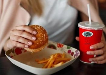 The Fast Food-Mental Health Connection: Exploring Potential Risks